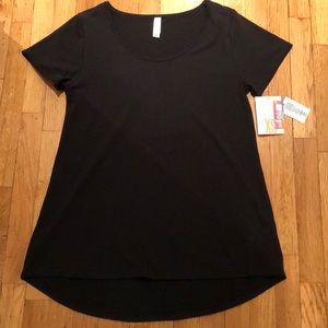 LuLaRoe Black Tee (New w/Tags)